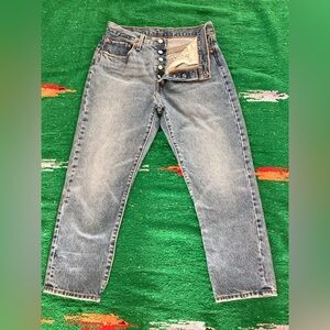 Levi’s 501 button fly jeans -SZ 30/26
Waist 15”
Inseam 24”